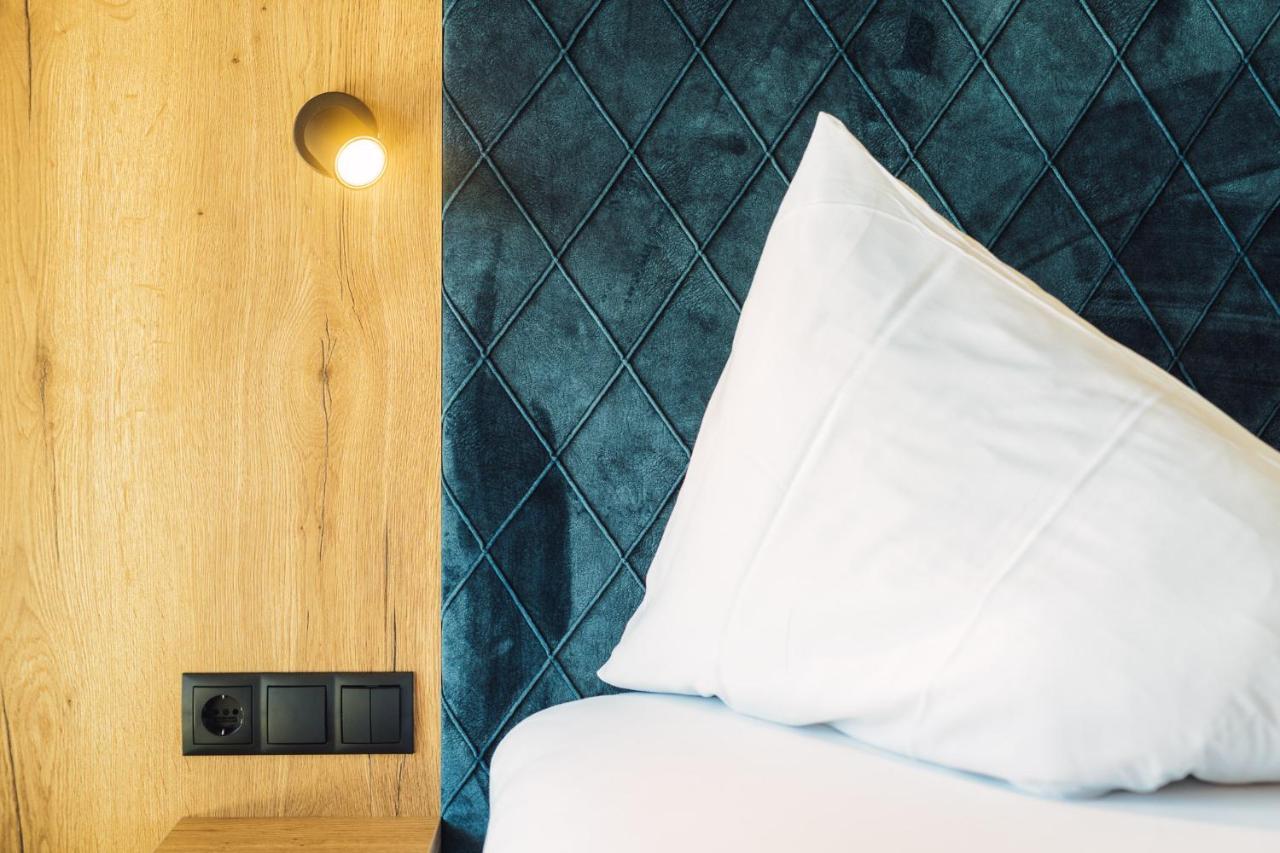 פיס Hotel Alpenroyal מראה חיצוני תמונה